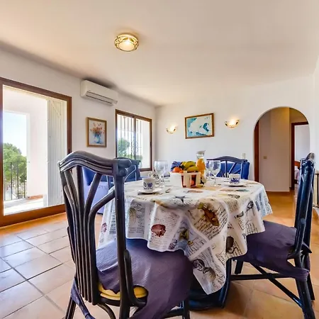וילה At078 Serena *
